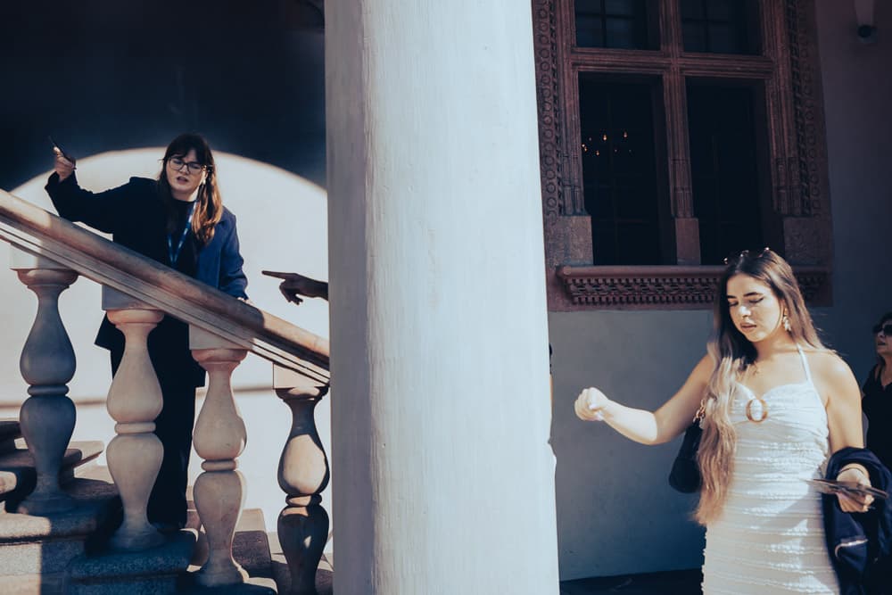 Wnętrze albumu Catch Me If You See Me - podgląd 5